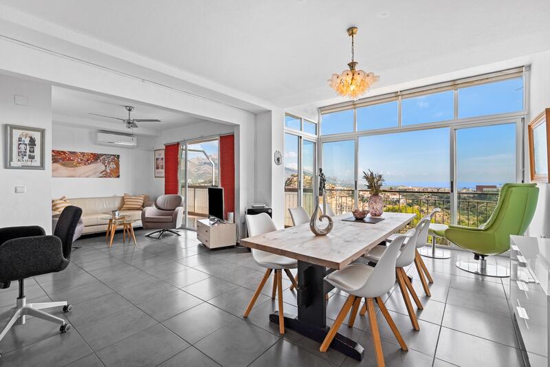 2 slaapkamer Appartement Te koop 2 slaapkamer Appartement Te koop