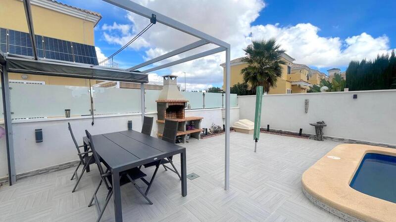 3 slaapkamer Villa Te koop