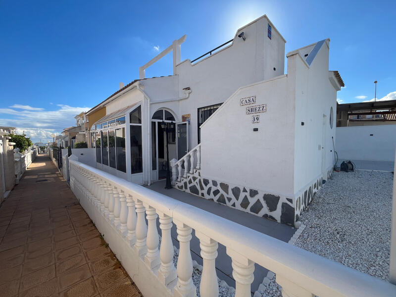 Maison de Ville à vendre dans Punta Prima, Alicante