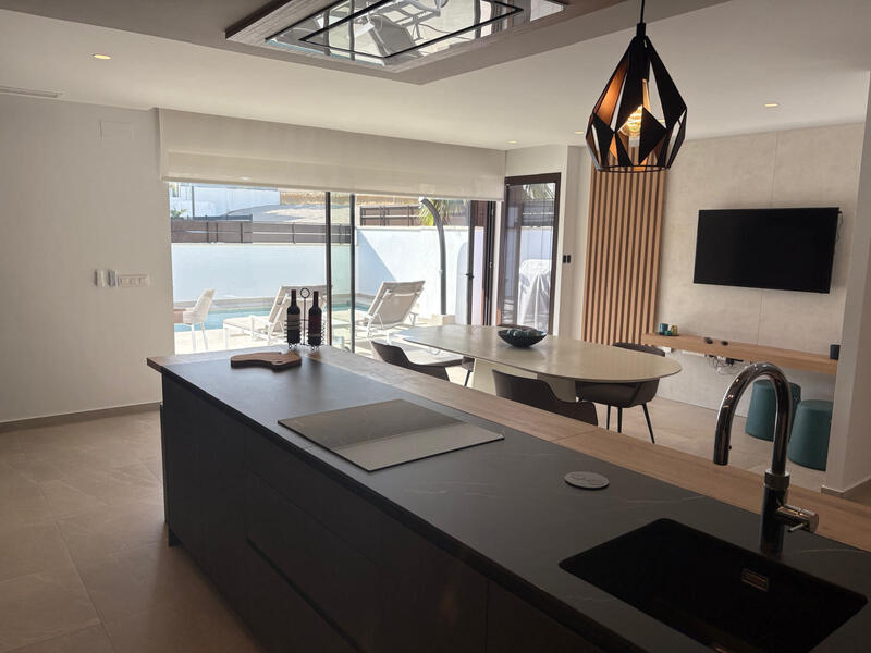 3 soverom Villa til salgs 3 soverom Villa til salgs