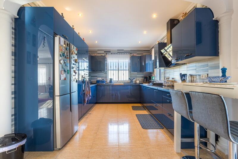 3 bedroom Country House for sale