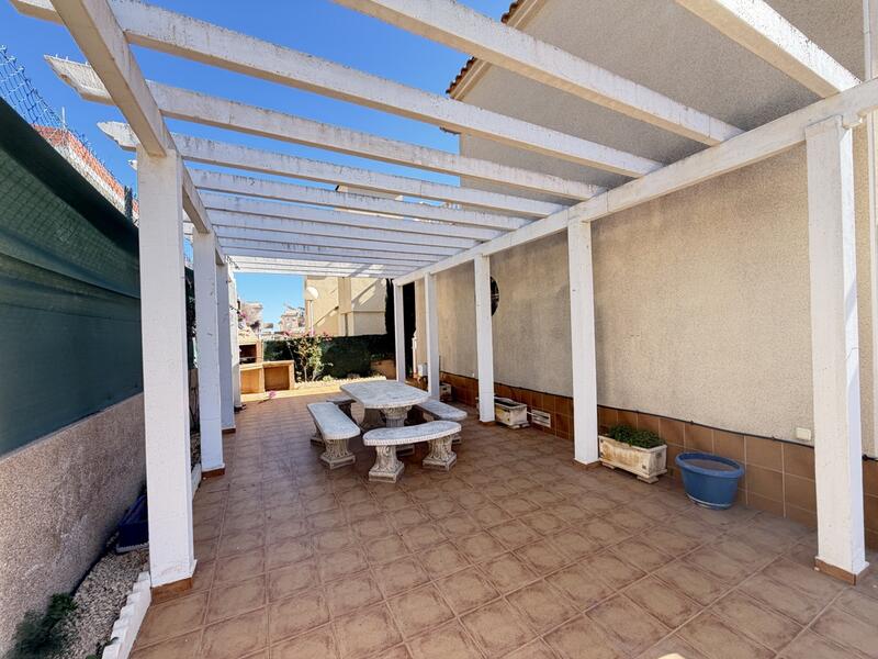 3 chambre Villa à vendre dans Villamartin, Alicante