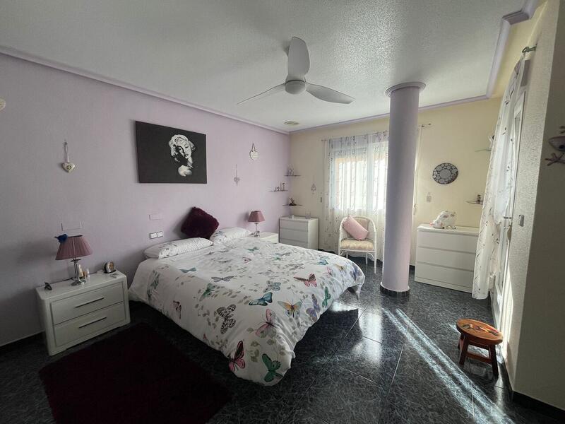4 slaapkamer Appartement Te koop in Algorfa, Alicante