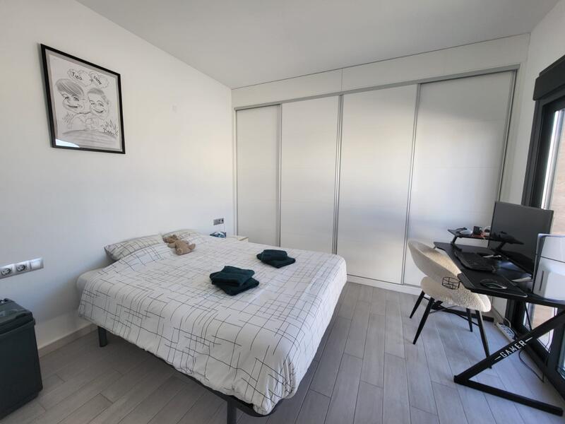 2 Cuarto Adosado en venta