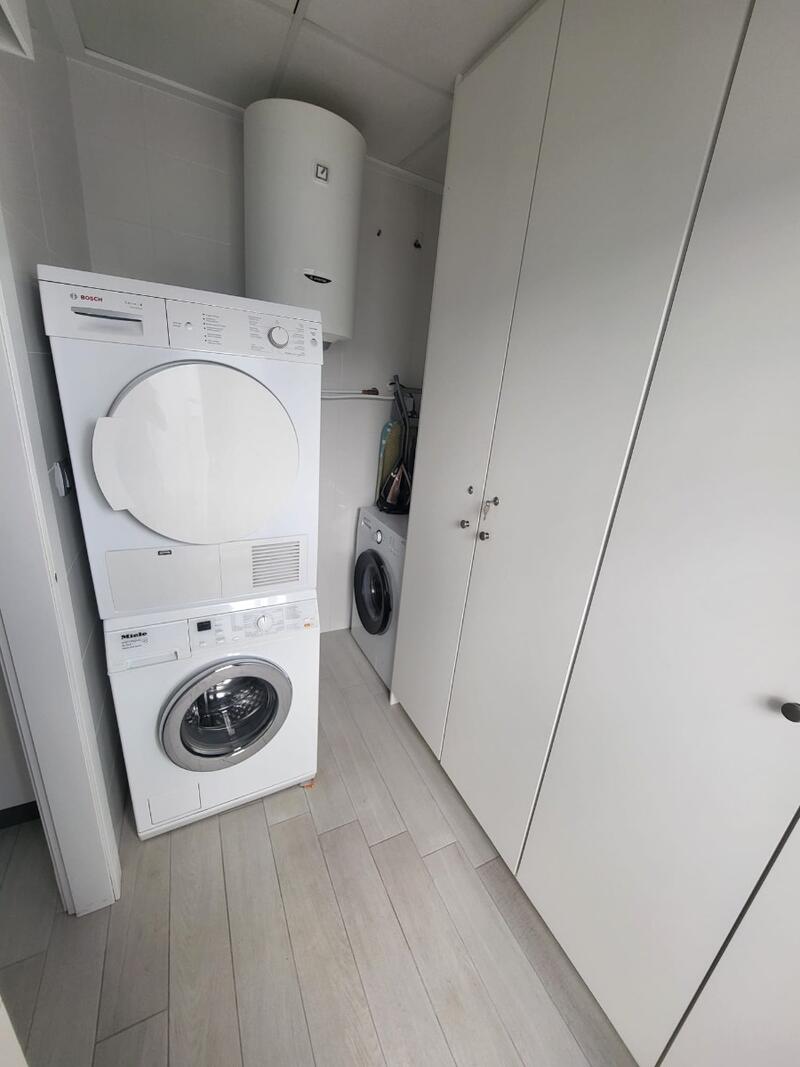 2 Cuarto Adosado en venta