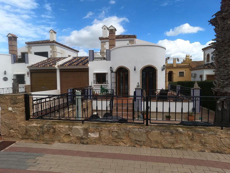 3 slaapkamer Villa Te koop in Algorfa, Alicante