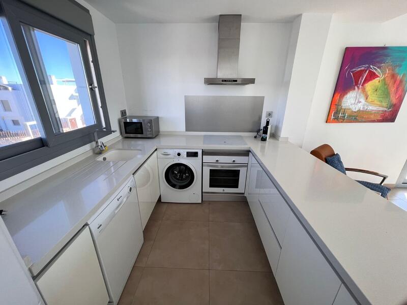 2 slaapkamer Appartement Te koop 2 slaapkamer Appartement Te koop