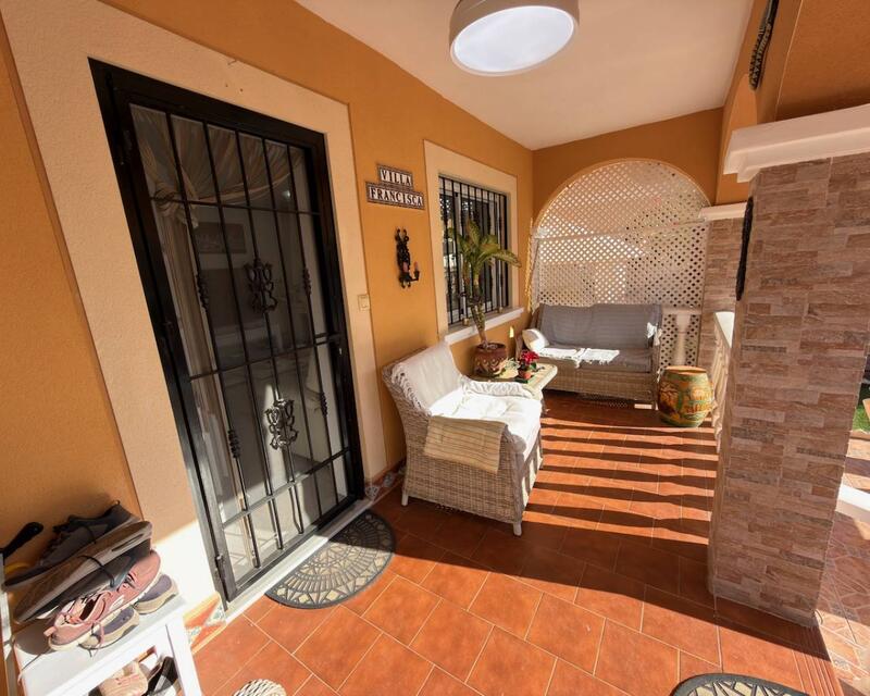 3 Schlafzimmer Villa zu verkaufen
