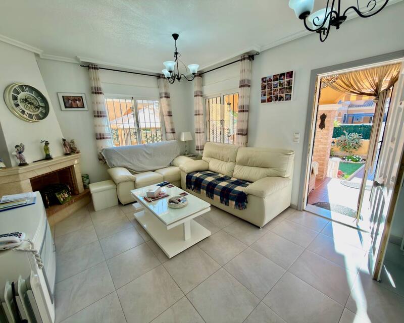 3 спальная комната вилла продается в Algorfa, Alicante