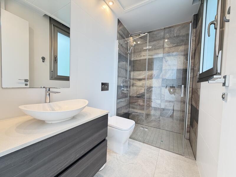 4 slaapkamer Villa Te koop