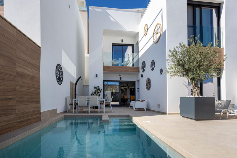 Villa til salg i Benijófar, Alicante