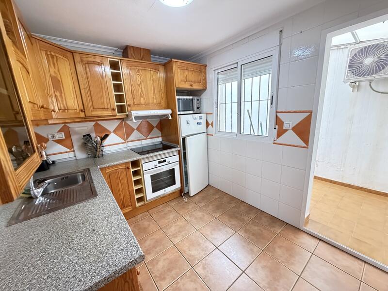 2 Schlafzimmer Stadthaus zu verkaufen