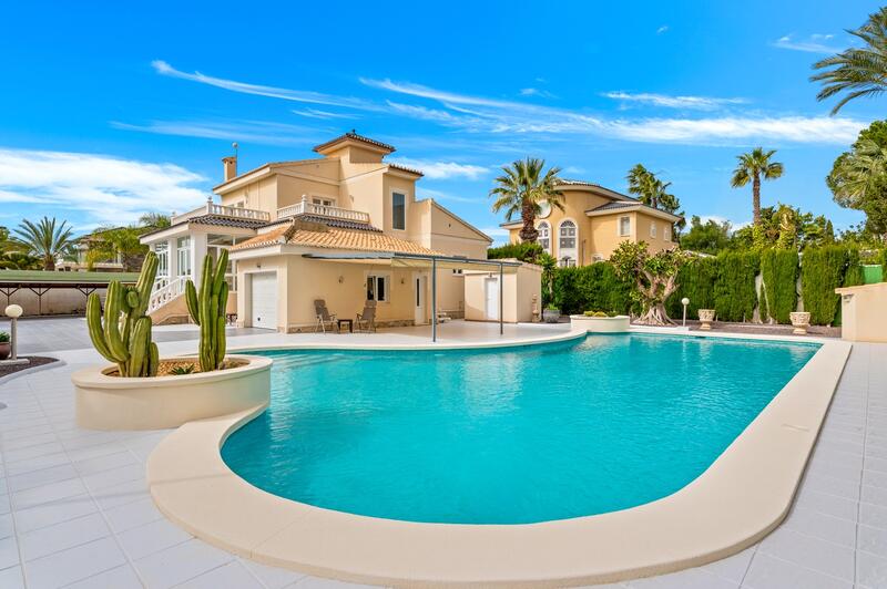 4 soverom Villa til salgs i Ciudad Quesada, Alicante