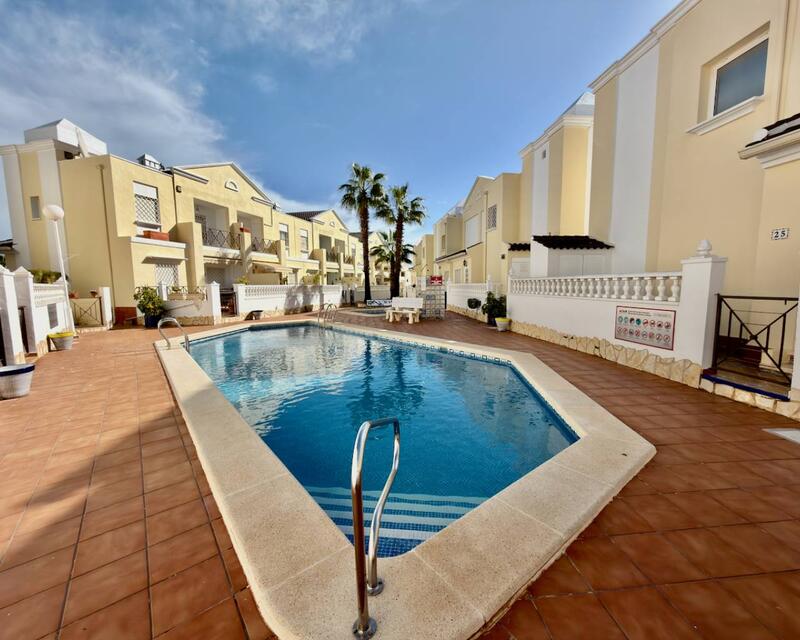 3 soveværelse Byhus til salg i Ciudad Quesada, Alicante