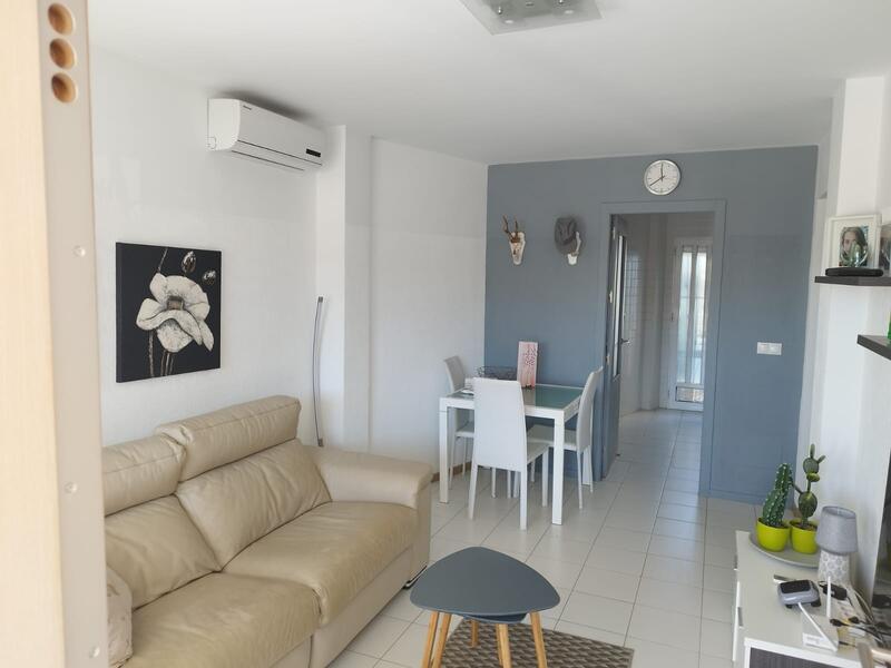 2 bedroom Townhouse for sale