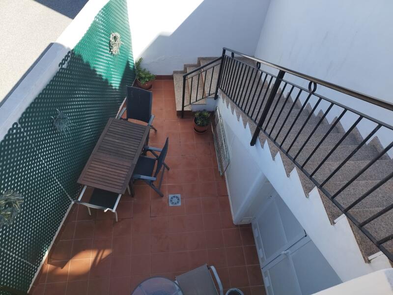 2 bedroom Townhouse for sale