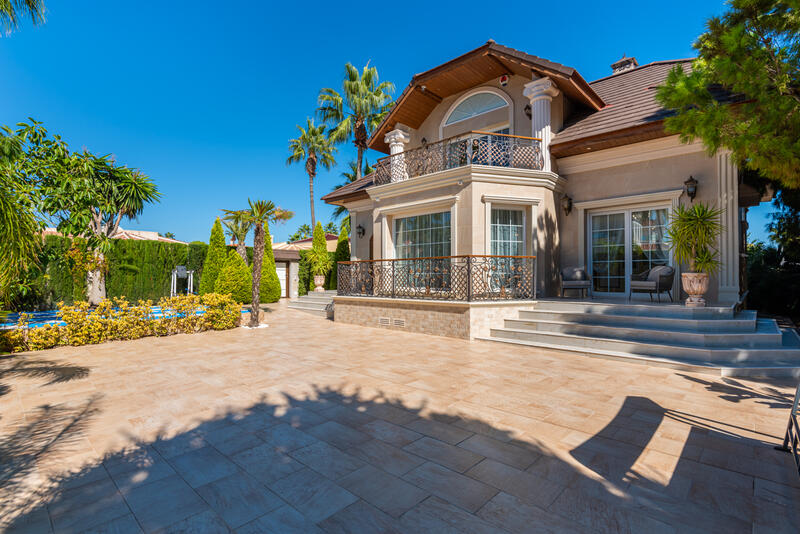 5 soveværelse Villa til salg i Ciudad Quesada, Alicante