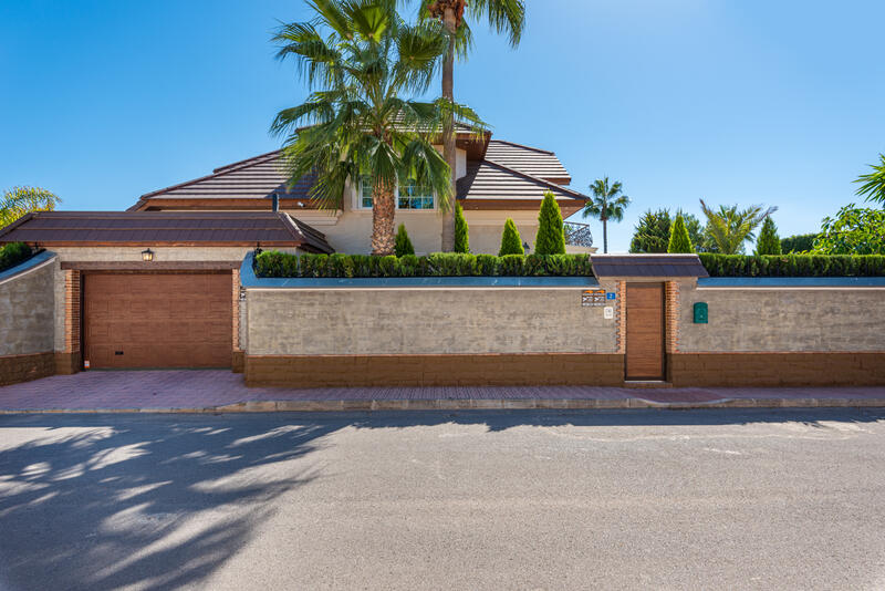 5 soveværelse Villa til salg i Ciudad Quesada, Alicante
