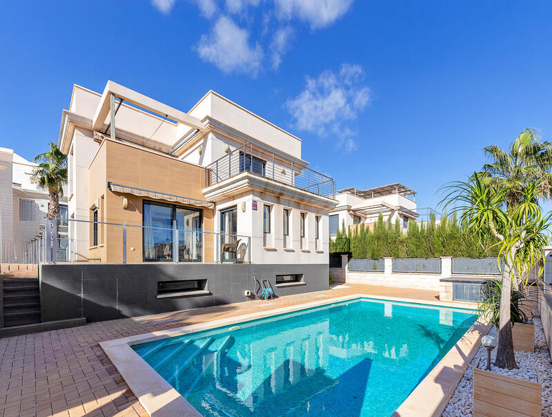 5 soverom Villa til salgs