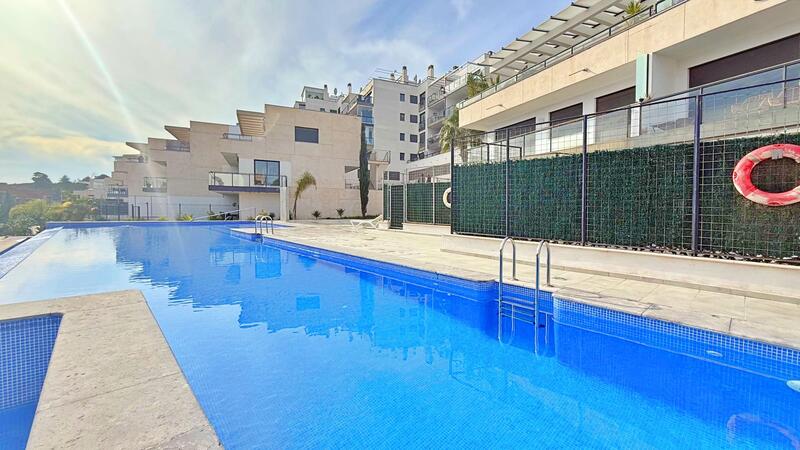 2 soverom Leilighet til salgs i Campoamor, Alicante