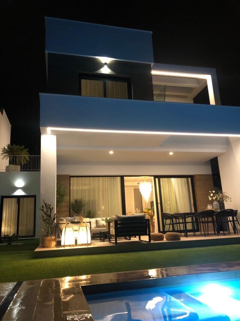 3 soverom Villa til salgs i Finestrat, Alicante