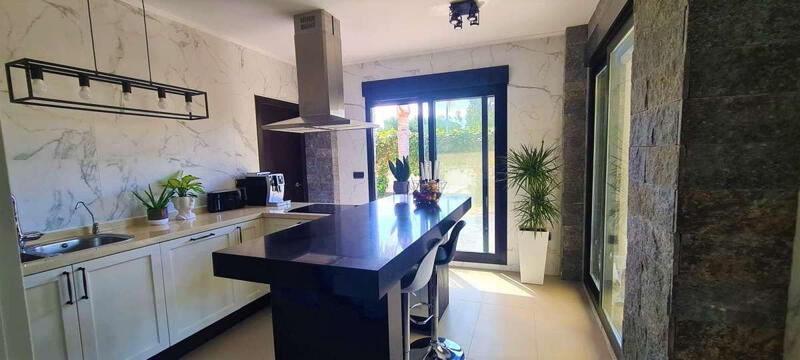 5 slaapkamer Villa Te koop
