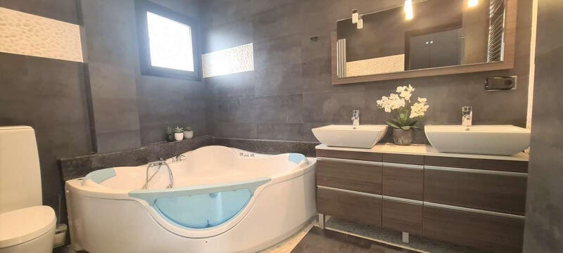 5 slaapkamer Villa Te koop