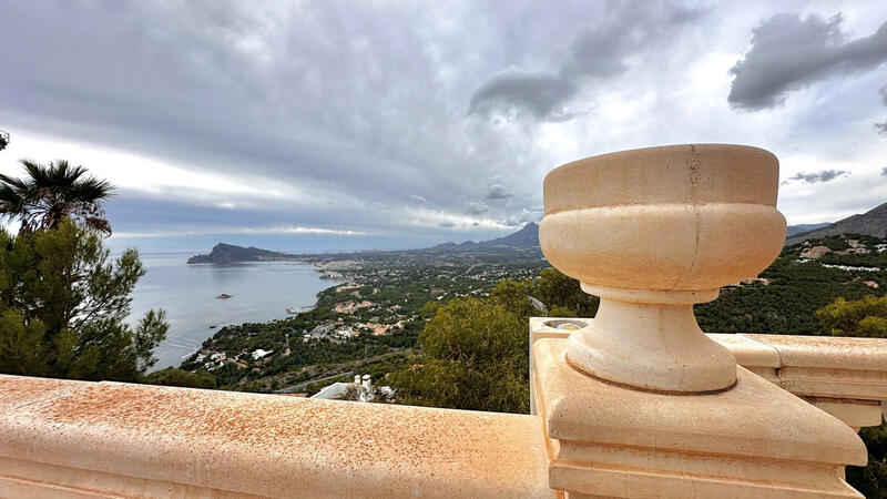 5 sovrum Villa till salu i Altea, Alicante