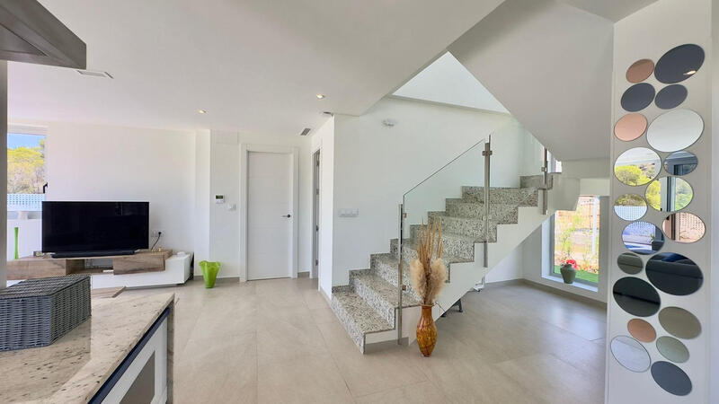 4 Cuarto Villa en venta