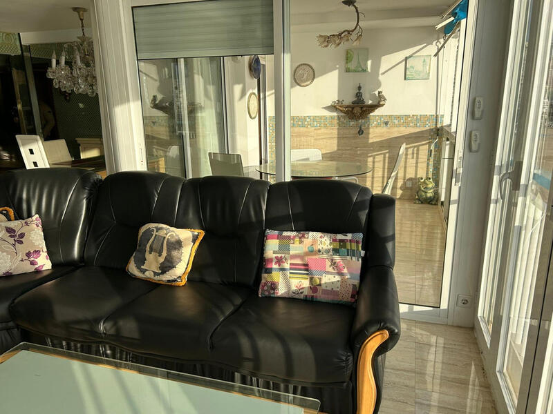 3 slaapkamer Appartement Te koop 3 slaapkamer Appartement Te koop