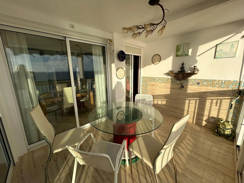 3 slaapkamer Appartement Te koop 3 slaapkamer Appartement Te koop