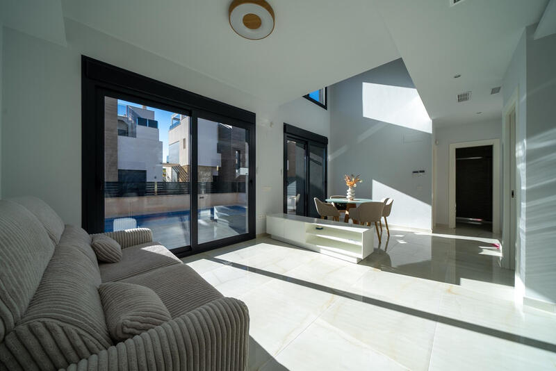 3 slaapkamer Villa Te koop 3 slaapkamer Villa Te koop