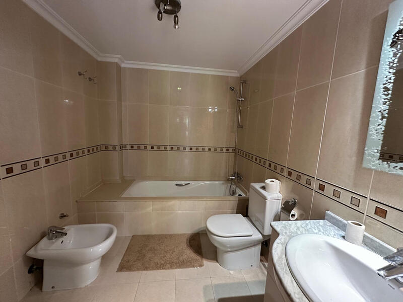 2 Schlafzimmer Appartement zu verkaufen