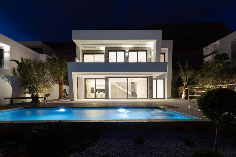 5 Cuarto Villa en venta