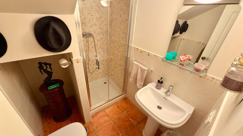 2 Cuarto Villa en venta 2 Cuarto Villa en venta