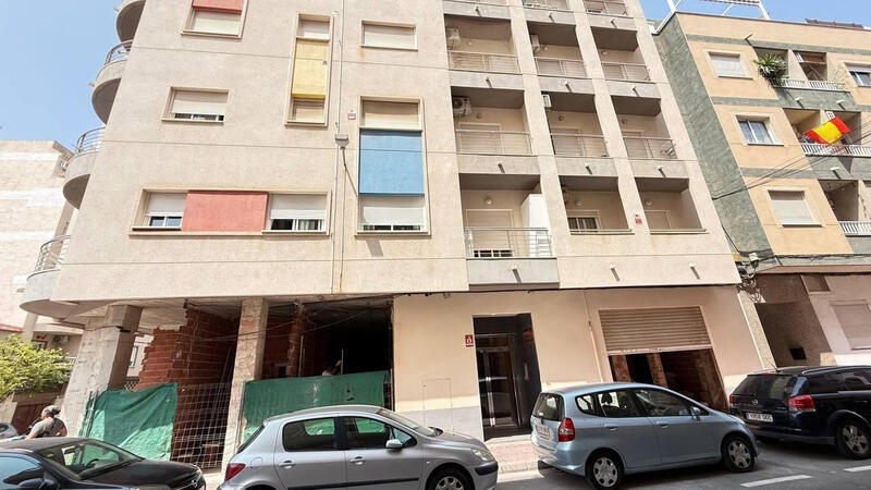 Apartamento en venta en Torrevieja, Alicante