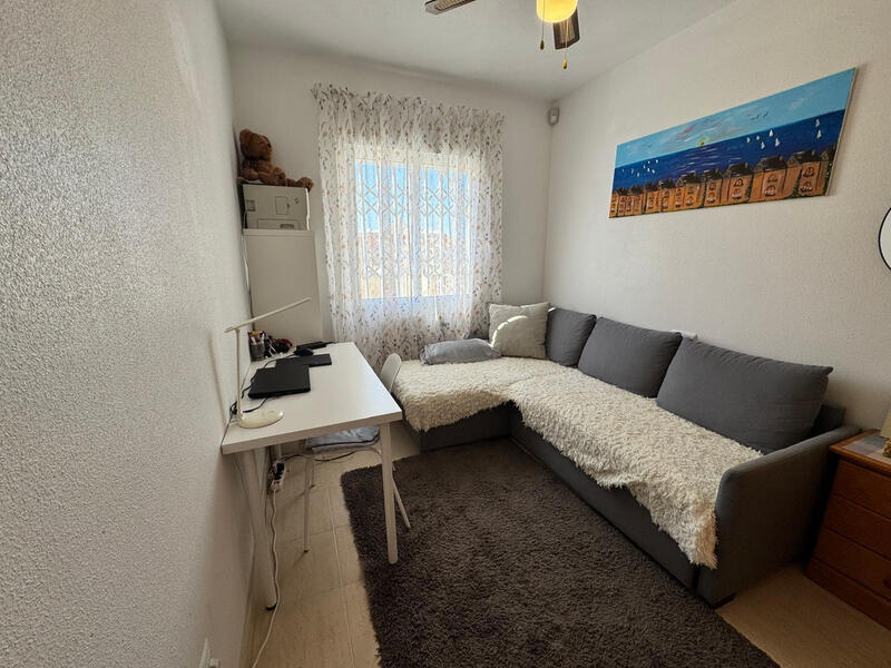3 bedroom Townhouse for sale
