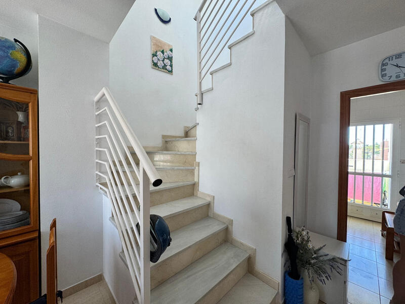 3 bedroom Townhouse for sale
