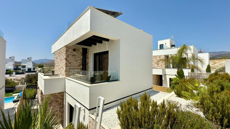3 bedroom Villa for sale