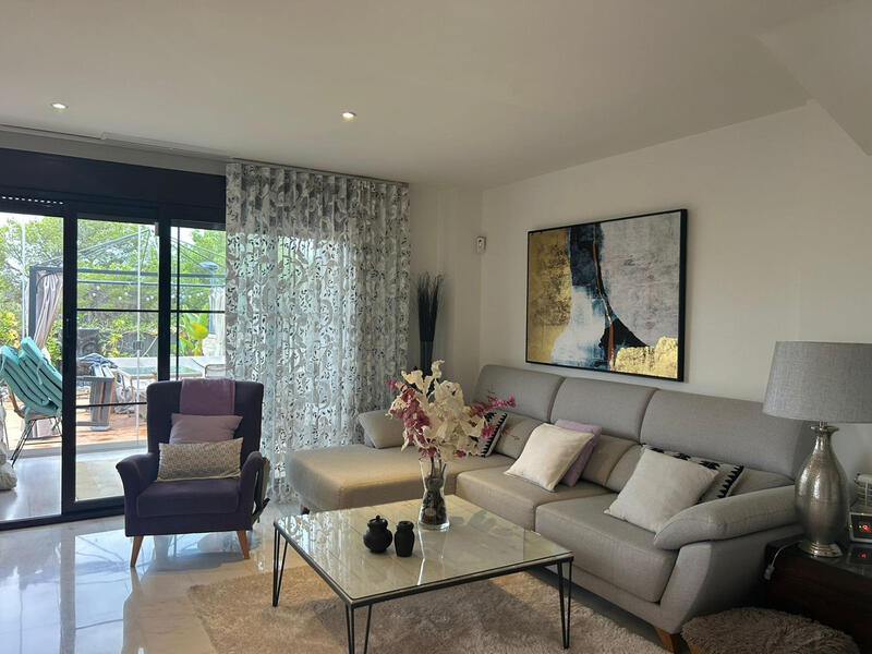 3 Cuarto Villa en venta