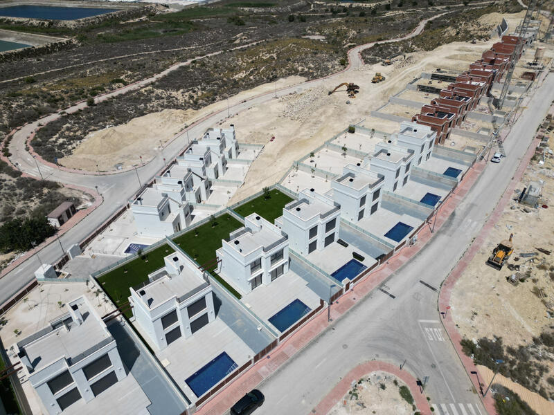 3 Cuarto Villa en venta