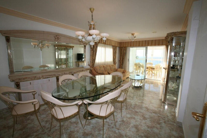 3 slaapkamer Appartement Te koop 3 slaapkamer Appartement Te koop