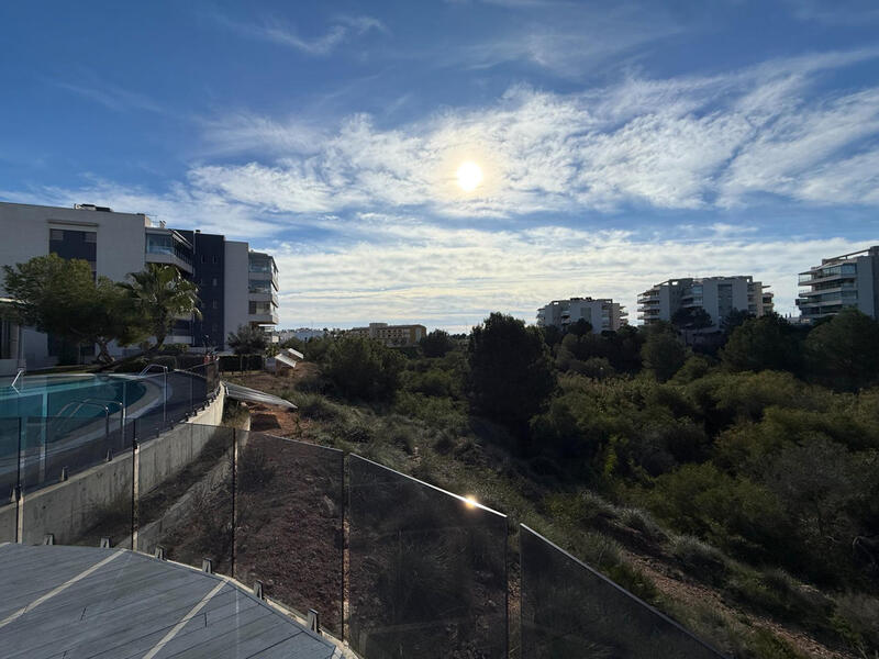 3 bedroom Apartment for sale