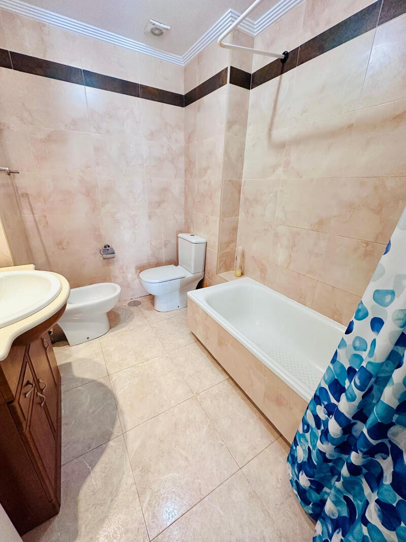2 slaapkamer Appartement Te koop