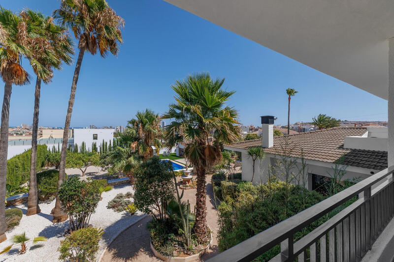 6 slaapkamer Villa Te koop