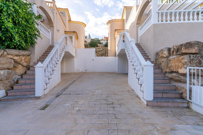 3 Cuarto Villa en venta en El Campello, Alicante