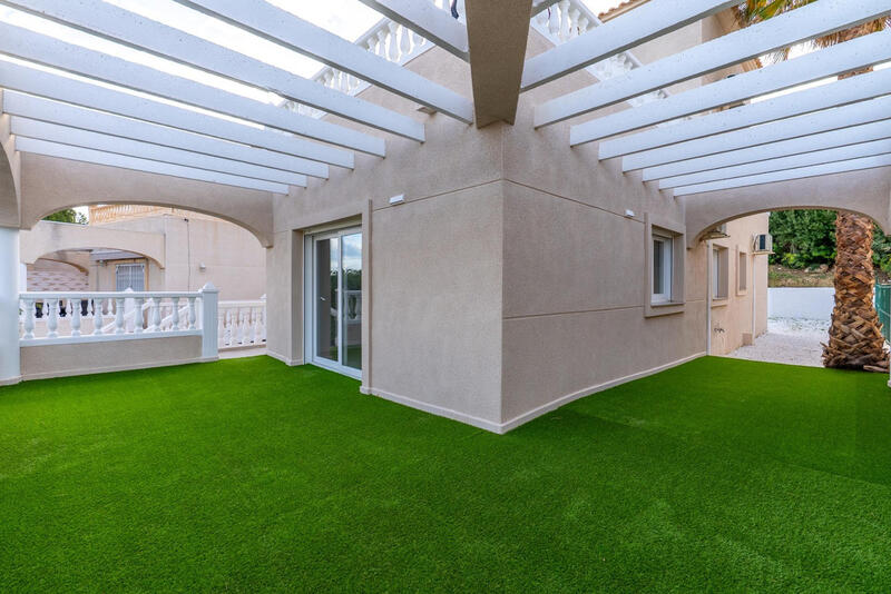 3 Cuarto Villa en venta en El Campello, Alicante