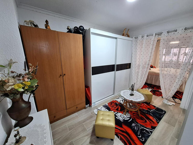 3 спальная комната квартира продается