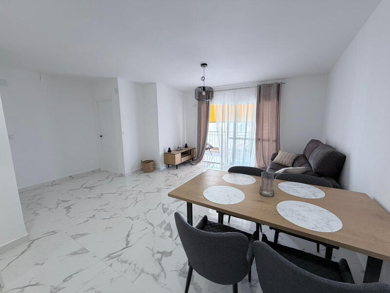 Apartamento en venta en Torrevieja, Alicante