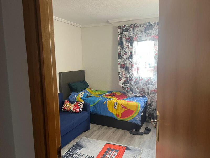 4 bedroom Apartment for sale